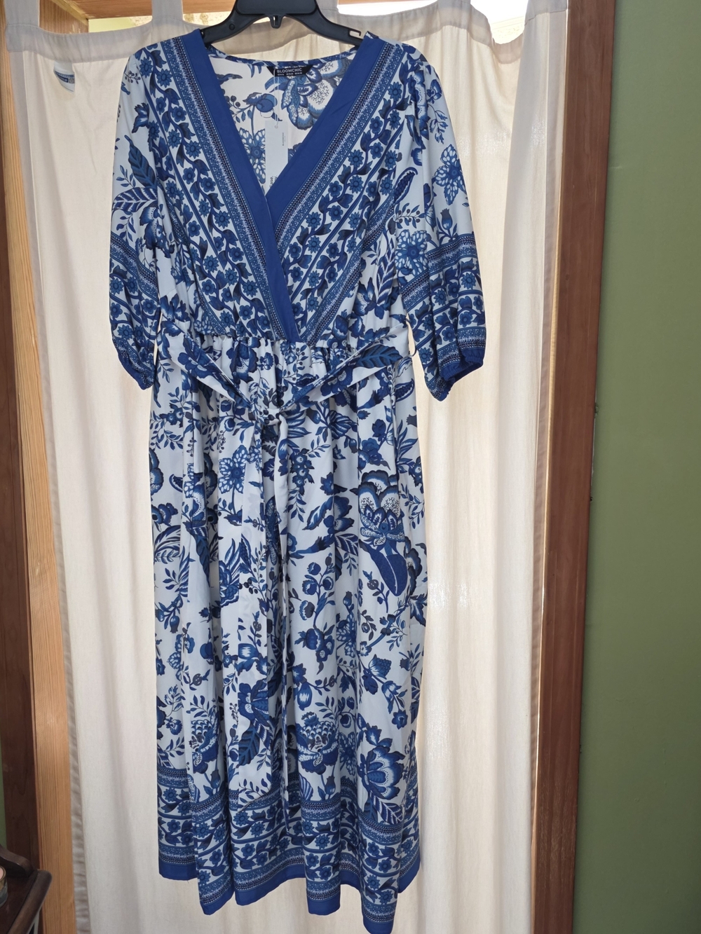 BloomChic Blue and White Floral V-Neck Midi Dress